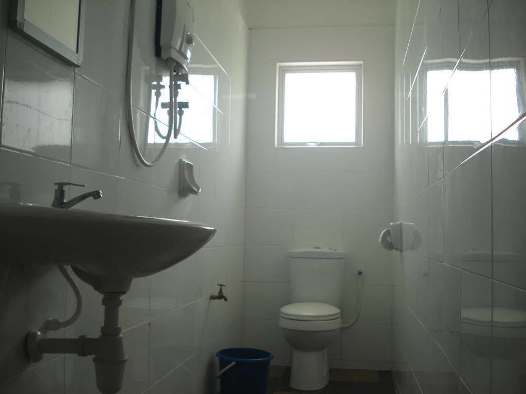 Casavilla Travellers Lodge Taiping Exteriör bild