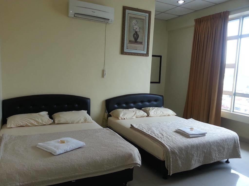 Casavilla Travellers Lodge Taiping Exteriör bild